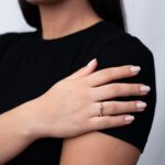 Anello Visconti Preziosi da Donna in Oro Bianco con Diamanti - 0123A10