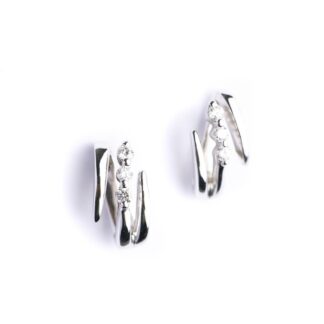 Orecchini a Lobo in Oro Bianco con Diamanti – BOX148BB