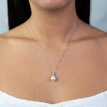 Collana da Donna in Oro Bianco con Diamanti e Perla - 10818144