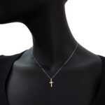 Collana Artlinea in Oro Giallo e Bianco Croce - Croci Gold - CEA2719-LO