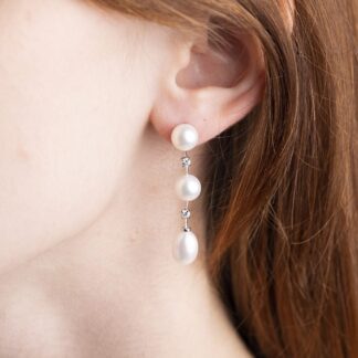 Orecchini Pendenti in Oro Bianco con Perle e Diamanti - 8001927020