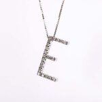 Collana con Lettera in Oro Bianco con Diamanti - 11060134