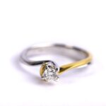 Anello Solitario in Oro Bianco e Giallo con Diamante - 4120133