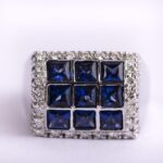 Anello a Fascia in Oro Bianco con Diamanti e Zaffiri - 812014