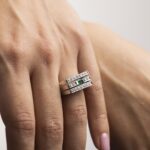 Anello in Oro Bianco con Diamanti e Smeraldo - KLID728-S