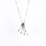Collana con Pendente in Oro Bianco con Diamanti - 037