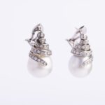 Orecchini Oro Bianco con Diamanti e Perle Australiane - OR508LTG165M