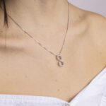 Collana con Lettera in Oro Bianco con Diamanti - 30OT02-4