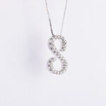 Collana con Lettera in Oro Bianco con Diamanti - 30OT02-4
