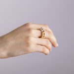 Anello in Oro Giallo con Diamante, Rubini Cabochon e Perle - AN238B1