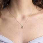 Collana con Ciondolo in Oro Giallo con Smeraldi e Diamanti | Tartaruga - CL030SM