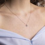 Collana con Pendente Fiore in Oro Bianco con Diamanti - P1880082X