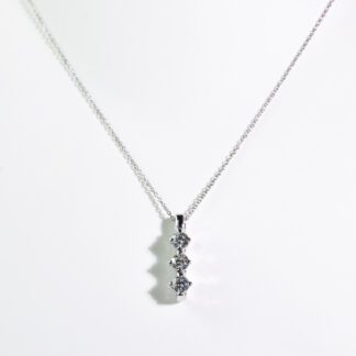Collana con Pendente Trilogy in Oro Bianco con Diamanti - 13PE77752