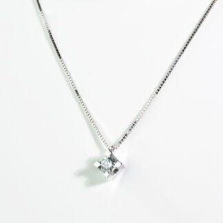Collana con Punto Luce in Oro Bianco con Diamante - 6575875