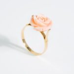 Anello da Donna in Oro Giallo con Corallo - OR332